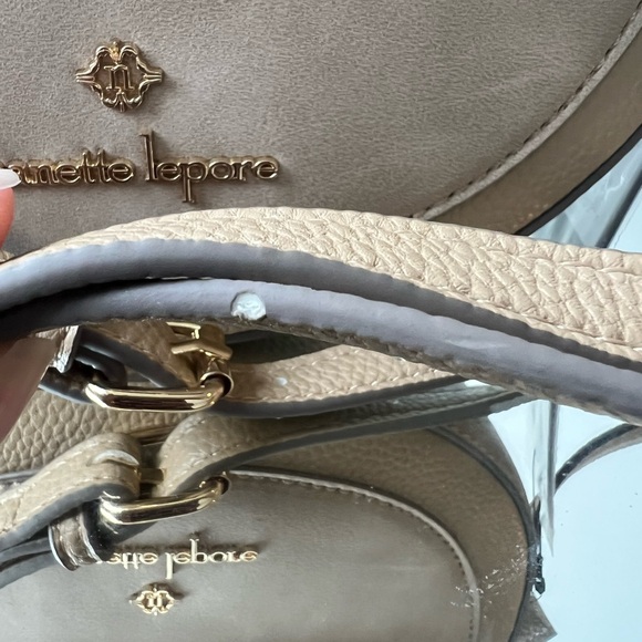 NWT Nanette Lepore crescent crossbody bag. This bag is great for any occasion. - Picture 8 of 8